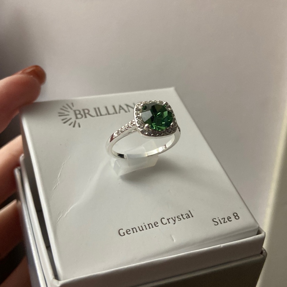 Genuine crystal size 8 ring